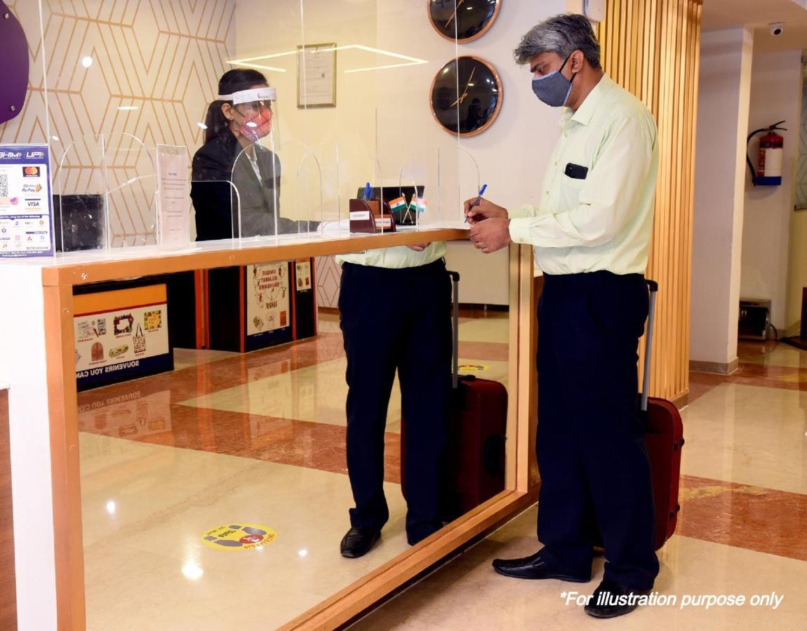 Khammam Oyo Dharani Grand酒店 外观 照片